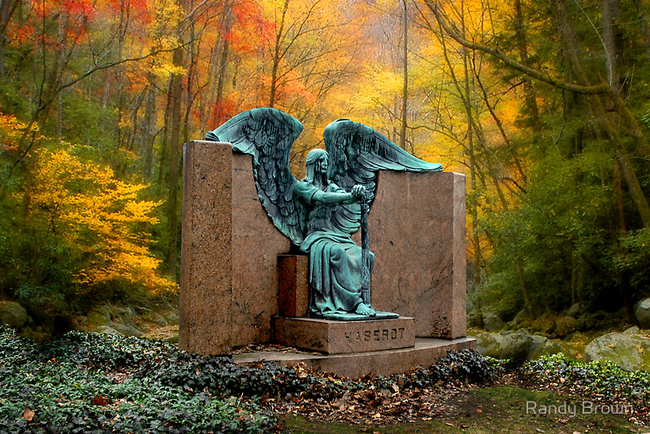 Ο άγγελος του νεκροταφείου Lakeview