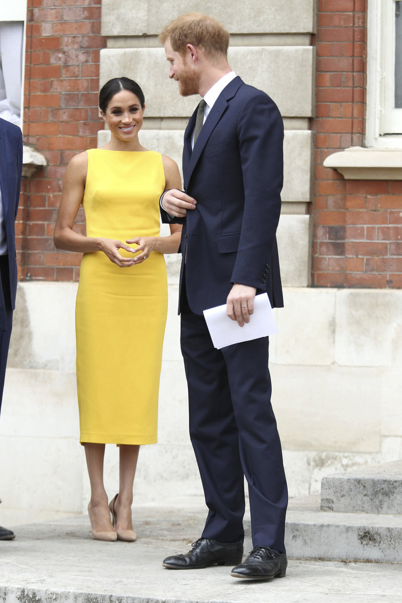 Η Μέγκαν επέλεξε φόρεμα του σχεδιαστή Brandon Maxwell