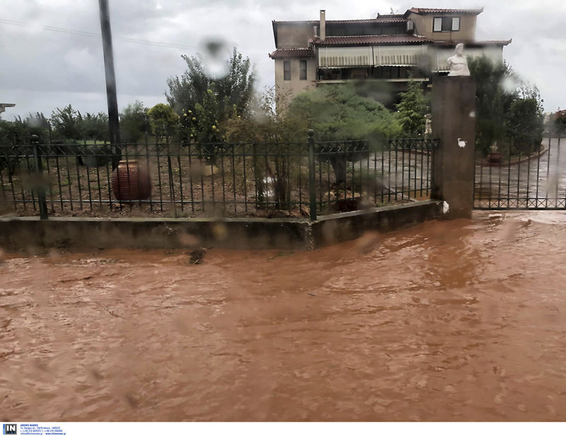 Εκκενώνεται η Νέα Κίος λόγω πλημμυρών