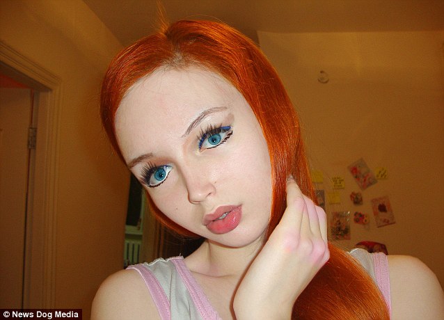 Το άκρον άωτον της παράνοιας: Μια 16χρονη έχει γίνει κούκλα Barbie! [εικόνες] | iefimerida.gr 8