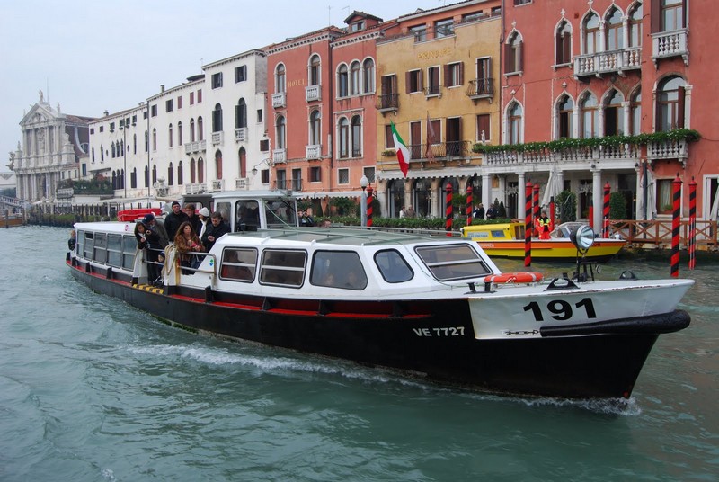 Πώς μπορεί κανείς να κινηθεί στη Βενετία με μια χούφτα ευρώ – Και όμως γίνεται [εικόνες]  | iefimerida.gr 2