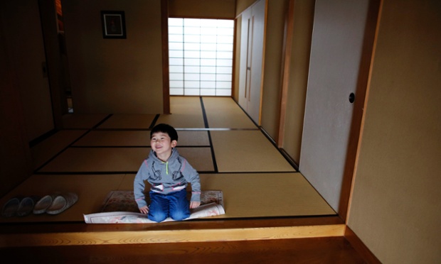 Τα παιδιά που δεν μπορούν να παίξουν έξω -Τρία χρόνια μετά, η Φουκουσίμα ακόμη τρομοκρατεί [εικόνες] | iefimerida.gr 9