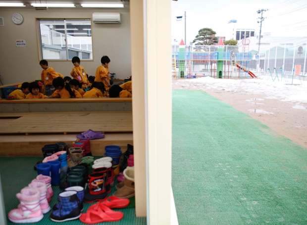 Τα παιδιά που δεν μπορούν να παίξουν έξω -Τρία χρόνια μετά, η Φουκουσίμα ακόμη τρομοκρατεί [εικόνες] | iefimerida.gr 2