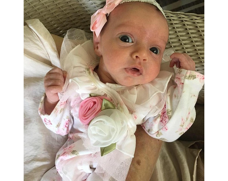 baby2 square3 | Lamianow.gr