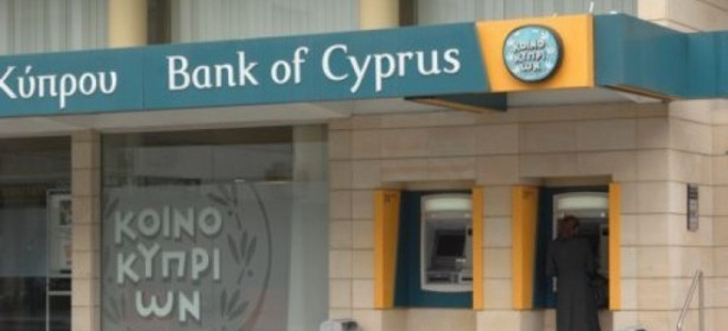 Financial Times: Ποια είναι η εναλλακτική για να κάνει η Κύπρος υγιείς τράπεζες από τα ζόμπι που έχει σήμερα