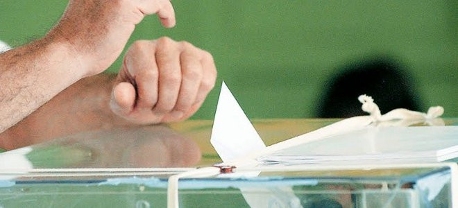 Δημοσκόπηση Marc: Οριακό προβάδισμα ΣΥΡΙΖΑ με 0,3% έναντι της ΝΔ