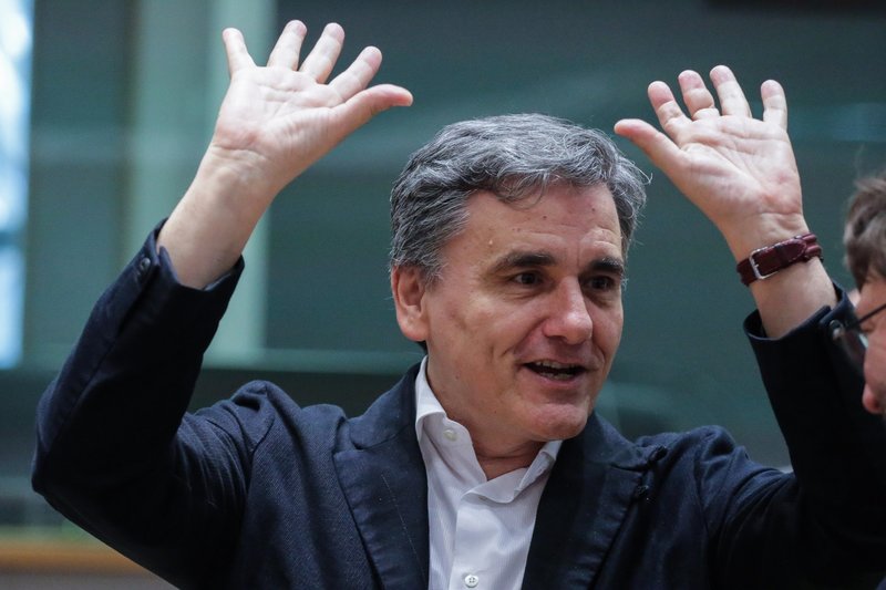 Θα μπορούσε και να αναλύει την ελάφρυνση του χρέους