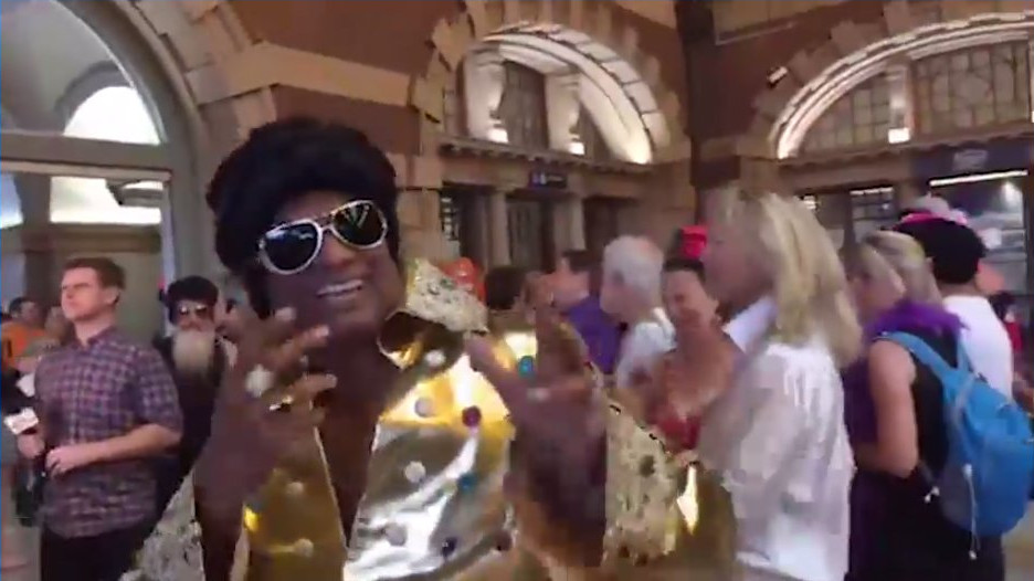 elvis4 | Lamianow.gr