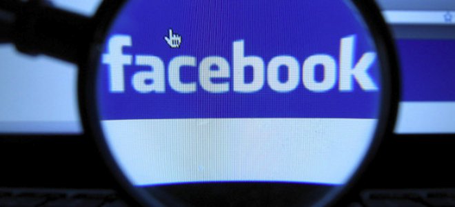 social media, κοινωνικά δίκτυα, Facebook, Twitter, FBI, Ομοσπονδιακό Γραφείο Έρε