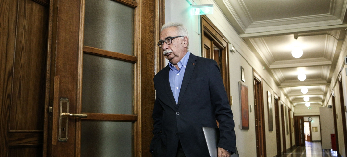 Γαβρόγλου: Ψευδή τα δημοσιεύματα περί λαθών στο μηχανογραφικό