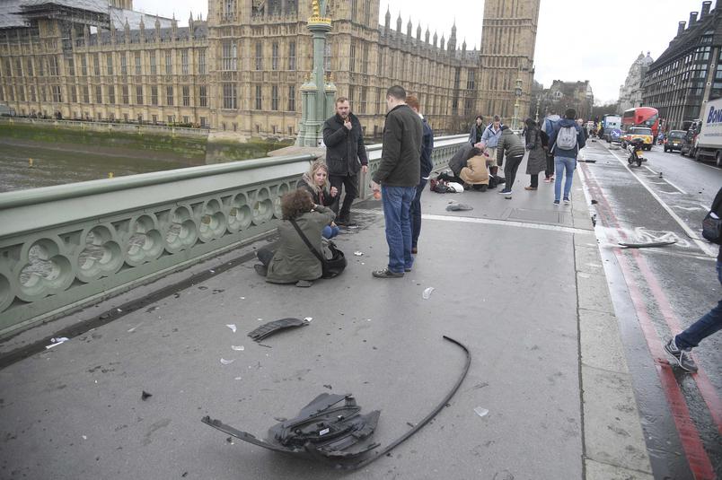 Αποτέλεσμα εικόνας για βρετανικο κοινοβουλιο πυροβολισμοι