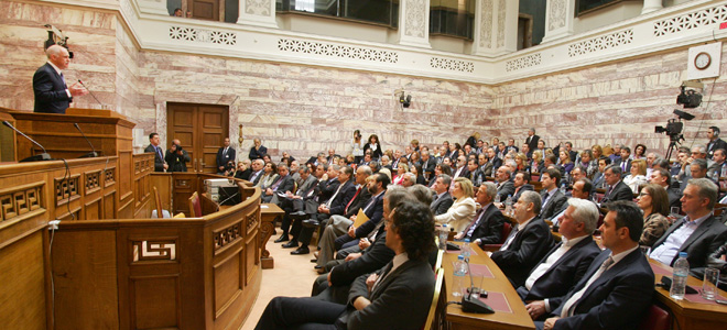 Νέα «τρικυμία» στην Κοινοβουλευτική Ομάδα του ΠΑΣΟΚ