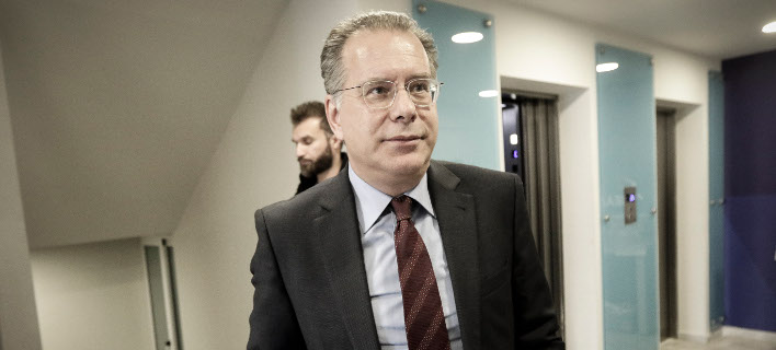 Κουμουτσάκος κατά κυβέρνησης: Ιδιαίτερα σοβαρό το ζήτημα στις ελληνορωσικές σχέσεις