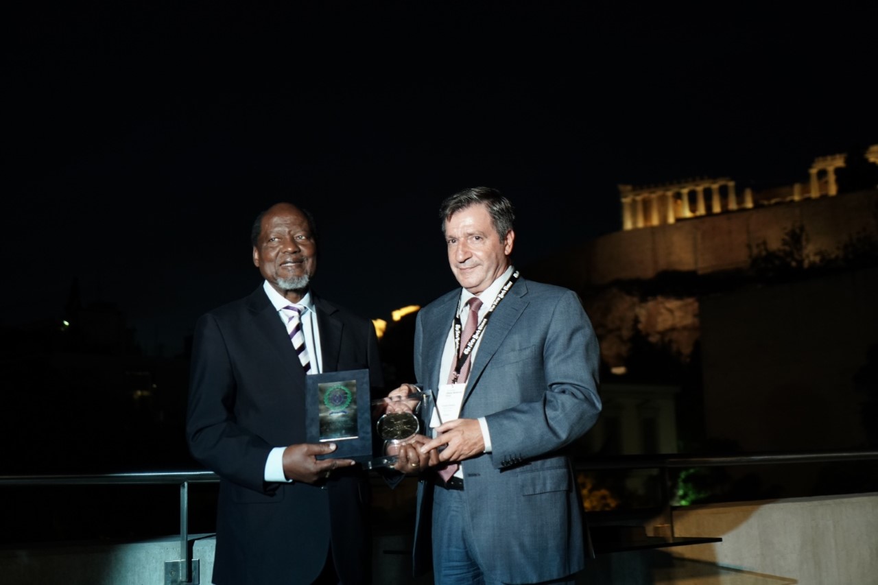 Στον πρώην Πρόεδρο της Μοζαμβίκης Χοακίμ Αλμπέρτο Τσισάνο το 3ο Βραβείο Δημοκρατίας ττης πόλης των Αθηνών 
