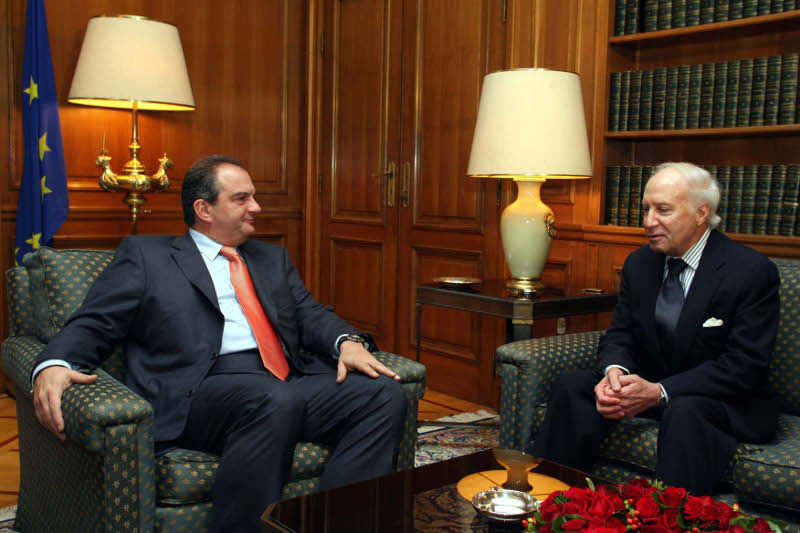 nimetz karamanlis | Lamianow.gr