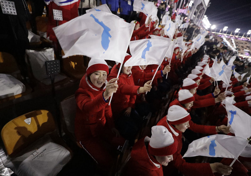 nkoreancheerleaders | Lamianow.gr