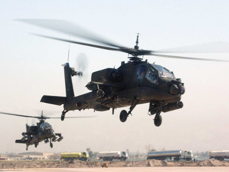 AH-64 Apache 