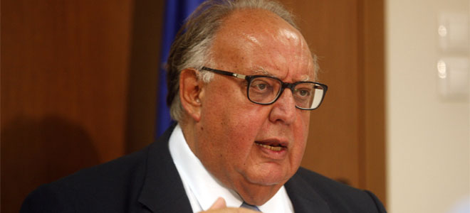 «Βόμβα» Πάγκαλου: «Ειμαι υπέρ του να χάνει κανείς την κυριαρχία του»