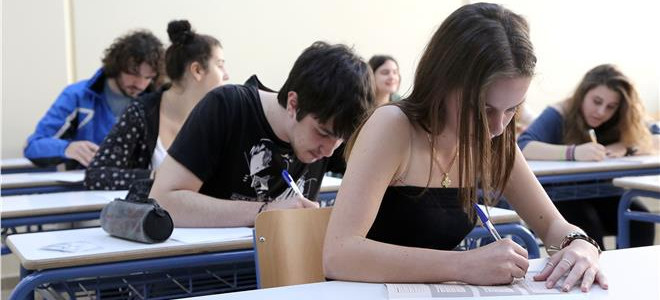 Πανελλαδικές εξετάσεις 2014: Τα θέματα που έπεσαν σε Ιστορία και Φυσική