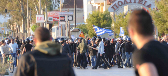 Συγκρούσεις, μολότοφ, δακρυγόνα - Σε κατάσταση πολιορκίας η Πάτρα