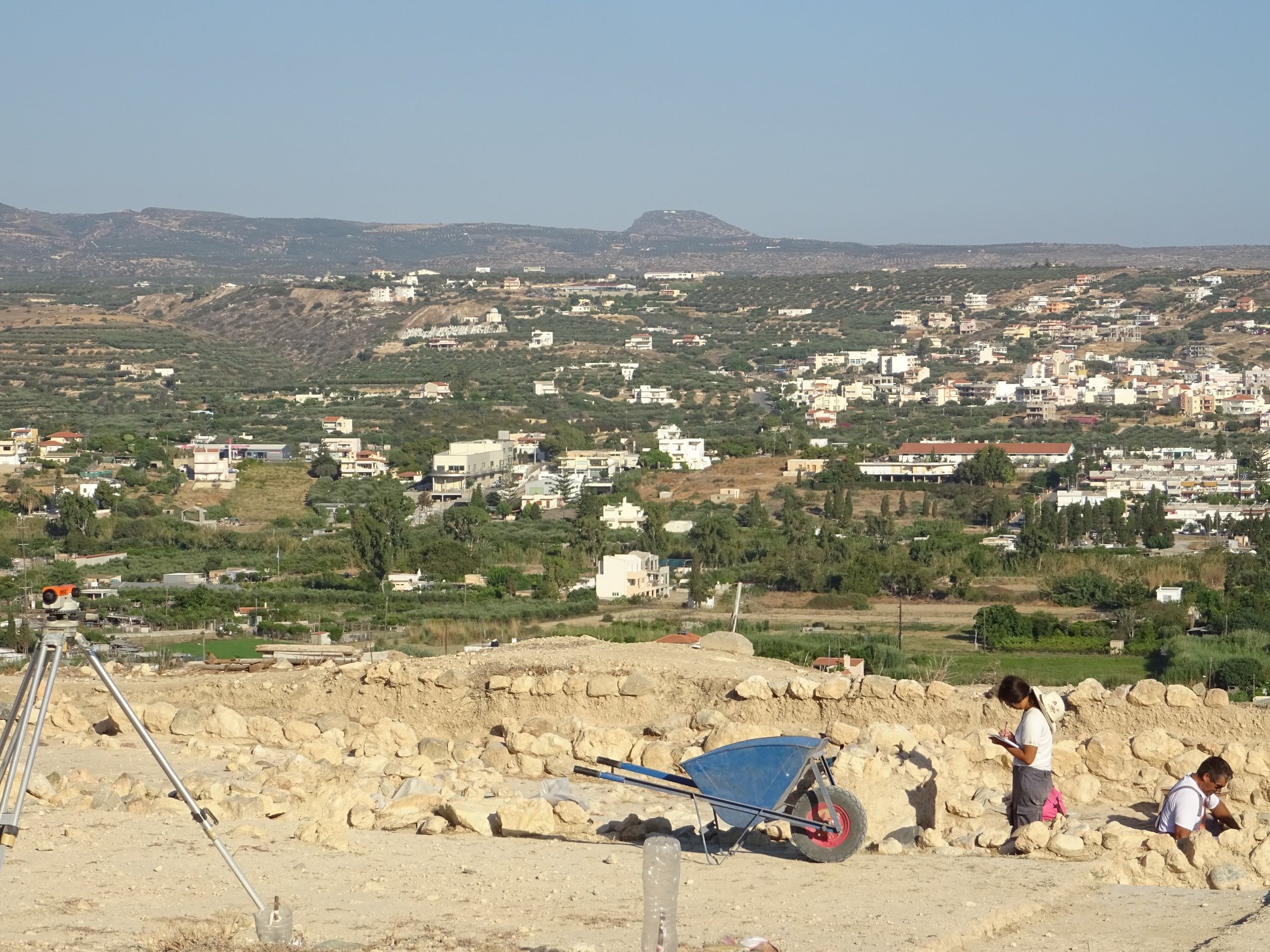 H ανασσκαφή συνεχίστηκε για 14η χρονιά υπό τη διεύθυνση της επίτιμης διευθύντριας του υπουργείου Πολιτισμού και Αθλητισμού, δρ. Μεταξίας Τσιποπούλου