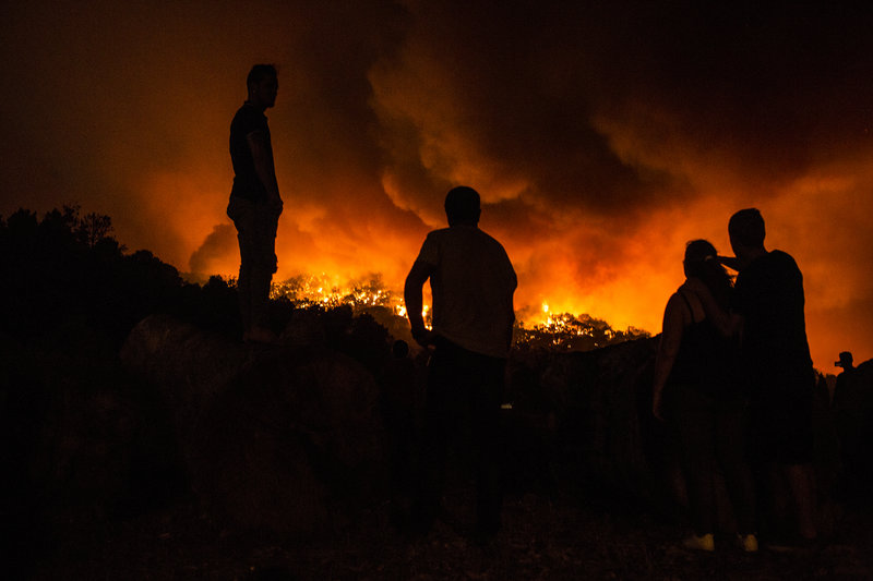 Σε ύφεση η φωτιες στην Πορτογαλία