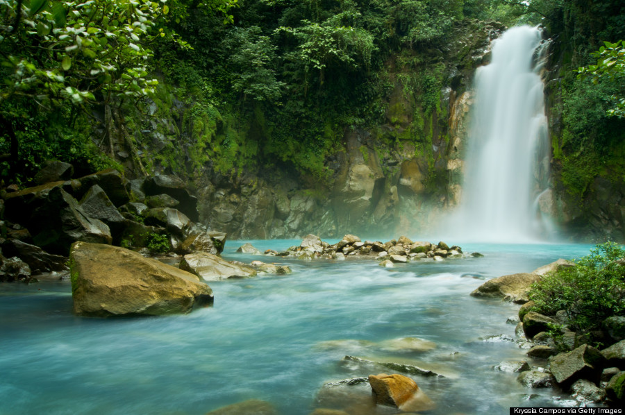 Τα πιο χαλαρωτικά μέρη του κόσμου Rio Celeste Falls