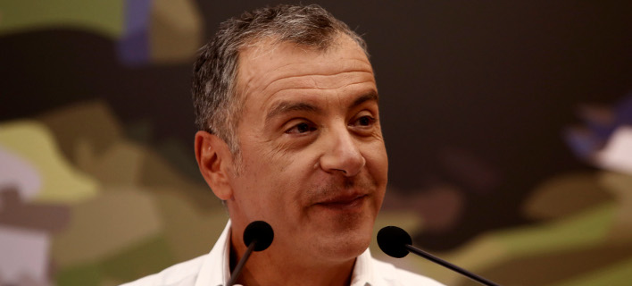 Θεοδωράκης: Η απόφαση Σκουρλέτη δείχνει την προχειρότητα των ΣΥΡΙΖΑ-AΝΕΛ