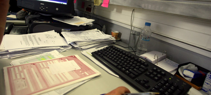 «Μεγάλος Αδελφός» σε καταθέσεις και αμοιβαία κεφάλαια