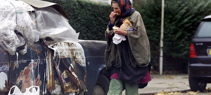 Η συγκλονιστική ιστορία της κορυφαίας πιανίστριας που κατέληξε άστεγη για έναν έρωτα και τη σκότωσε διερχόμενο φορτηγό [εικόνες]
