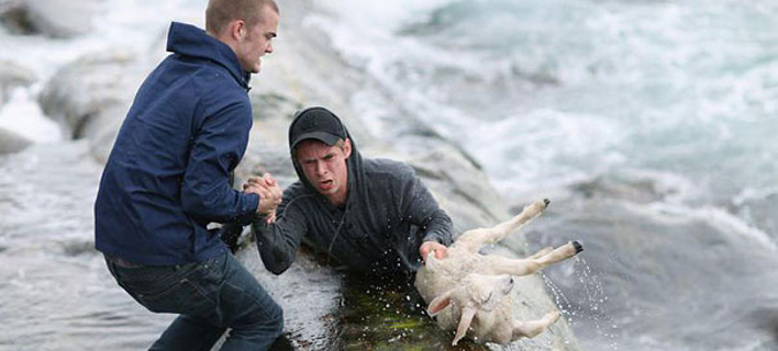 Ωδή στην ανθρωπιά μέσα από επιβλητικά καρέ [εικόνες] 