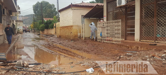 Ελλάδα, 100 χρόνια αυθαίρετα -Αρμόδιοι και πολίτες κλείνουν διαχρονικά τα μάτια 