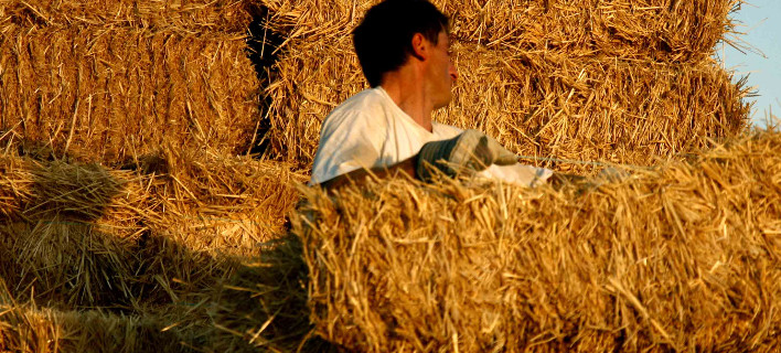 Eργόσημο για τους μετανάστες που δουλεύουν στα χωράφια -Πρόστιμο στους αγρότες που δεν θα τους δηλώσουν