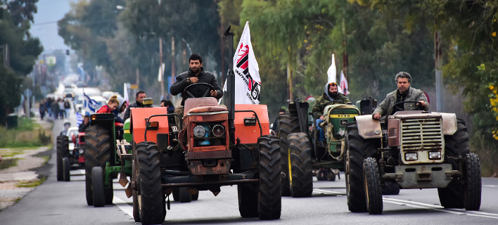 Αγρότες: Κάθοδος τρακτέρ την Παρασκευή στην Αθήνα, κατασκήνωση στο Σύνταγμα