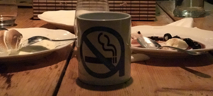 ..Ακαπνα εστιατόρια και μπαρ, φωτογραφίες: akapnos.gr 