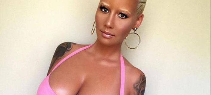Η Amber Rose «ρίχνει» το ίντερνετ όχι με το στήθος, αλλά με τα φρύδια της [εικόνες]