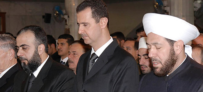 Σπάνια εμφάνιση του Ασαντ μακριά από τη Δαμασκό -Προσευχήθηκε στη Χάμα