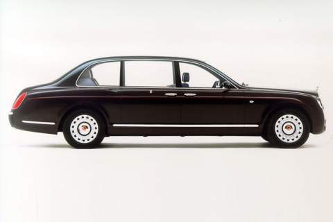 Αυτή η Bentley κοστίζει 11 εκατομμύρια ευρώ και ανήκει στη βασίλισσα της Αγγλίας