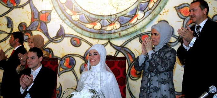 Φωτογραφία αρχείου απο τον γάμο του Αλμπαιράκ με την κόρη του Ερτνογάν, EPA/ΑΠΕ