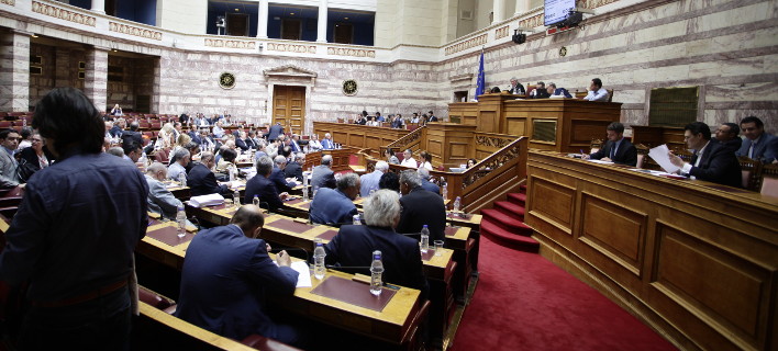 Φορείς σε ΣΥΡΙΖΑ: Κάποτε λέγατε «φύγετε τσογλάνια» -Τώρα ξεπουλάτε τα πάντα