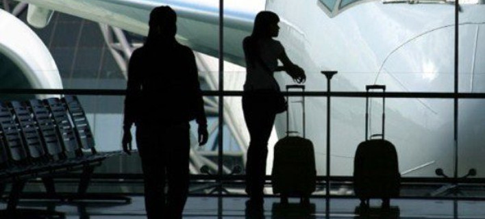 Ερευνα ICAP: Για ποιούς λόγους οι νέοι και μορφωμένοι Ελληνες εγκαταλείπουν την Ελλάδα