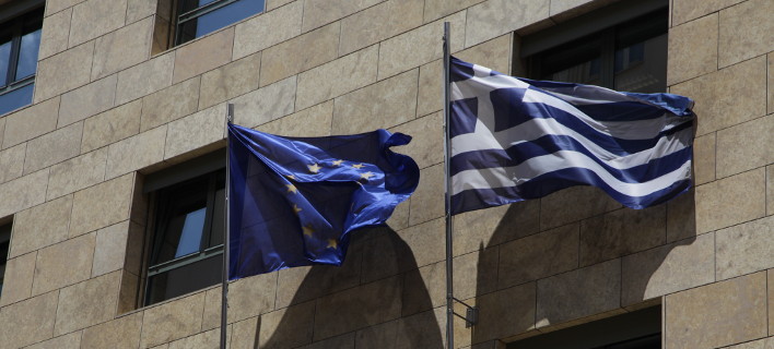 Αναλυτής στο Bloomberg: Συμφωνία θα υπάρξει, αλλά μαζί και capital controls 