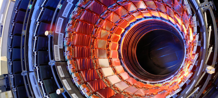 Ετοιμος να λειτουργήσει ο επιταχυντής του CERN – Νέα αναζήτηση για το σωματίδιο του Θεού [εικόνες]