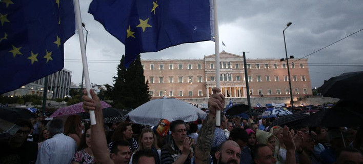 CNBC: Μη βάζετε στοίχημα ότι το 2016 θα είναι καλό για την Ελλάδα – Ο Τσίπρας δεν έχει στρατηγική