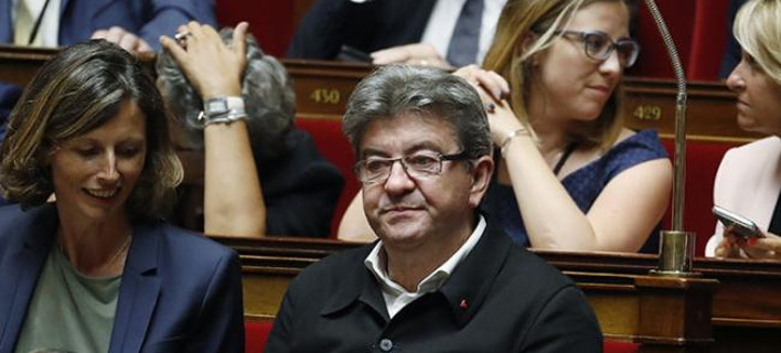 Σοκ στη γαλλική Βουλή: Μπήκαν για πρώτη φορά νεοκομμουνιστές βουλευτές χωρίς γραβάτα [εικόνες]