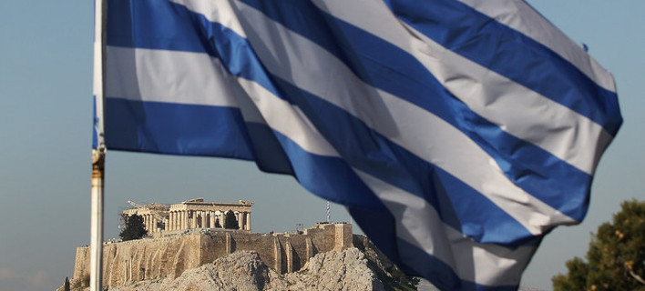 Bloomberg: Κουρέψτε το ελληνικό χρέος, δώστε τέλος στο ελληνικό δράμα