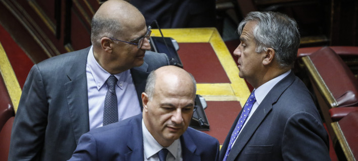 Προς αποχώρηση η ΝΔ από την ψηφοφορία για τη Novartis στη Βουλή