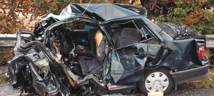 «Γενοκτονία» στους ελληνικούς δρόμους -1.600 νεκροί και 20.000 τραυματίες μέσα σε ένα χρόνο 