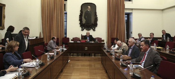 Πολύδωρας τέλος, έκανε πίσω η κυβέρνηση -Δεν βγήκε ΕΣΡ