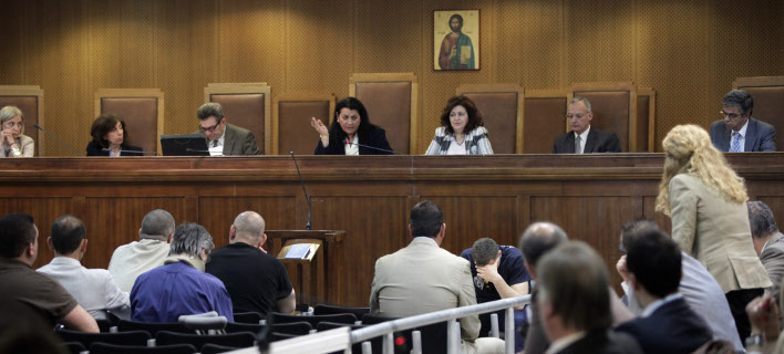 Ξεκίνησε και πάλι η δίκη της Χρυσής Αυγής – Χωρίς τον Γιώργο Ρουπακιά